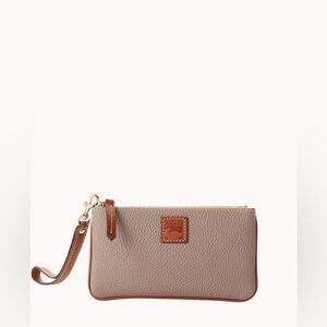 Dooney & Bourke Pebble Leather Wristlet Taupe Zip Clutch Wallet Card Case NWOT